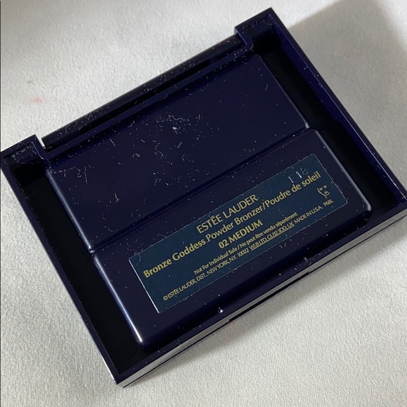 Estée Lauder 4pc gift set - Picture 5 of 6